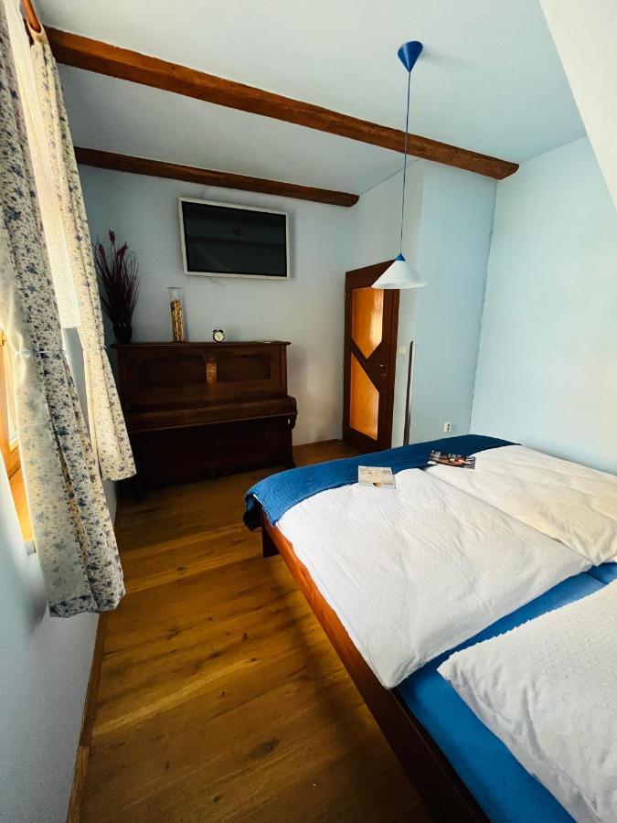 Apartman U Smrku Dvůr Králové nad Labem Εξωτερικό φωτογραφία